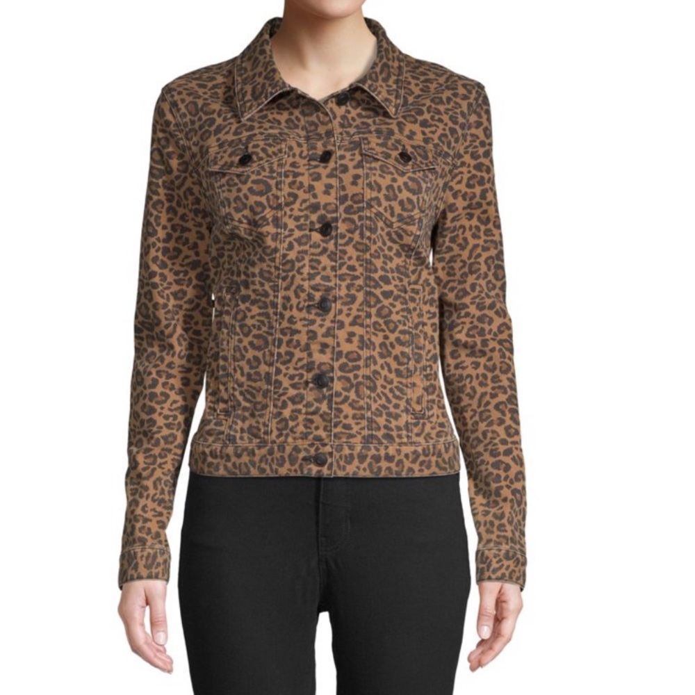 NWOT Ladies leopard jean jacket Time and Tru denim cheetah